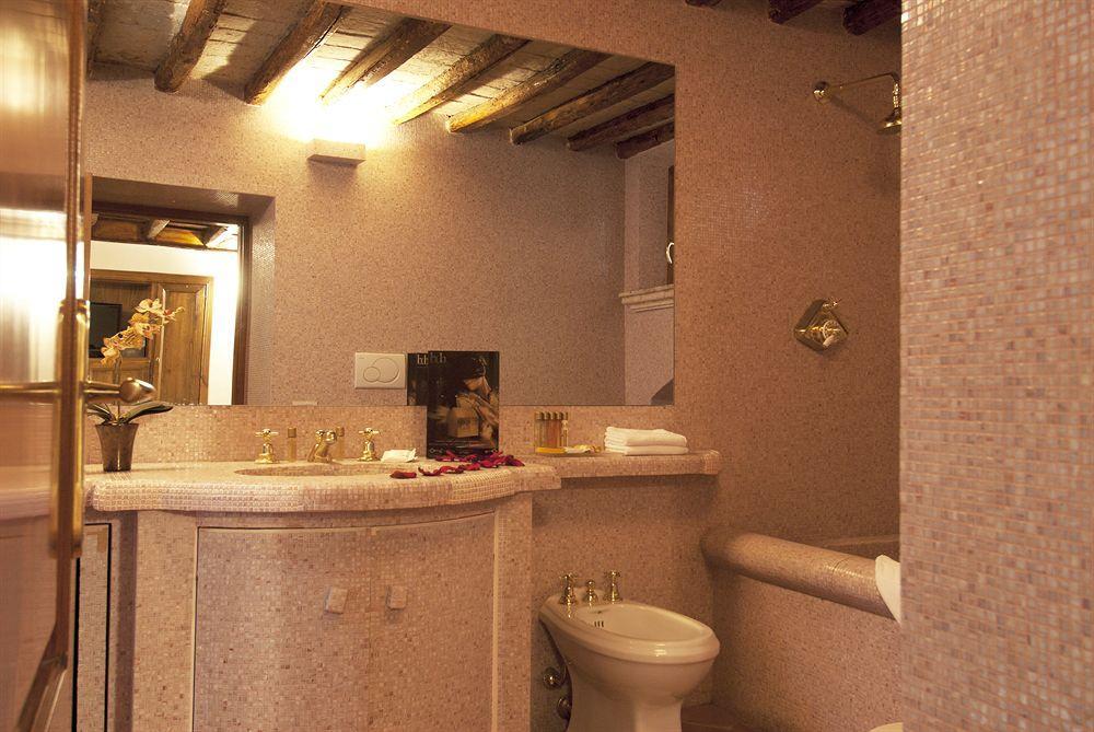Luxury Navona Gasthuis 2*